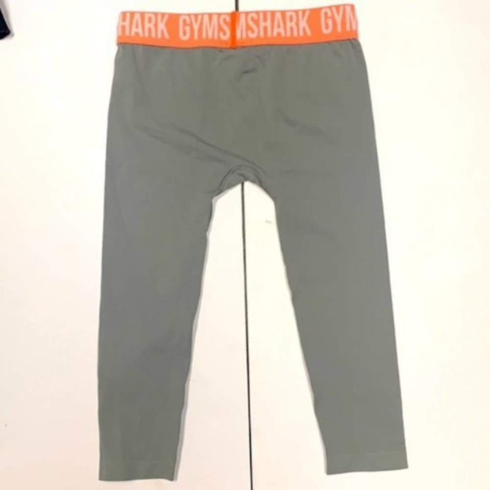 Gymshark medium capri